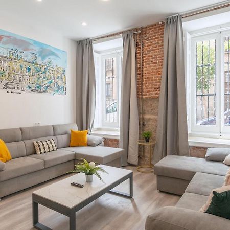 Francina Groups Teatro Real, By Monaro***** Apartment Madrid Bagian luar foto